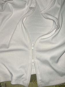 H&amp;M Collared Zip-Up Cropped Top
