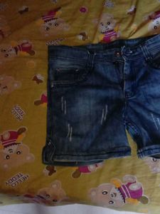 Women Denim Scratch Shorts
