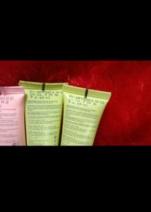 Dot &amp; Key Face Wash