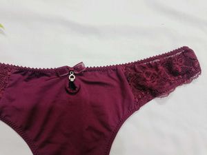 🇳🇿💫💗 Today Sale Burgundy Lace Thong