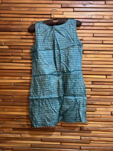 Green Sleeveless Kurti