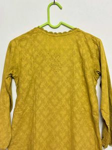 Embroidered Olive green  Chikankari Kurti