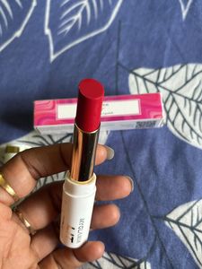 Myglamm Lit Creamy Matte Lipstick