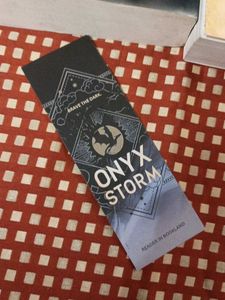Fourth Wing &amp; Onyx Storm by Rebecca Yarros