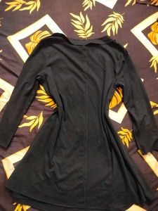 Chic Black Long Sleeve Knit Midi Dress w/ Slits