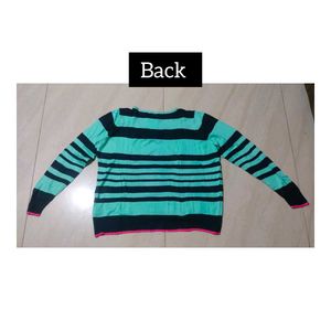 ✅🆕 BRAND NEW Striped V-Neck Knit Top🆕✅