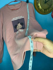 Uniqlo Orignal  Mickey Mouse Sweatshirt