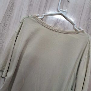 2Bme Graphic T-Shirt