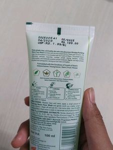 Himalaya Purifying Neem Face Wash