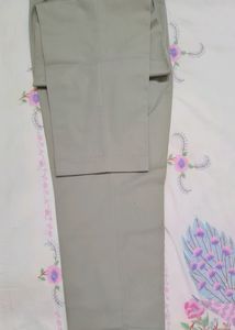 St. Andrews: Beige Pants