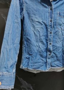 Uniqlo Denim Shirt - Size M