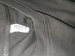 vogue Heart Patch Black Sweatshirt