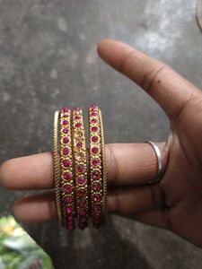 Red Stone Bangles - Set of Four