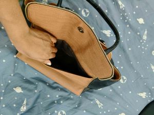 Zilleria Brand Handbag