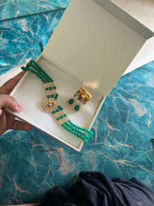 Green Jewelry Set