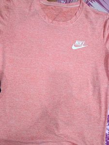 Nike T-Shirt