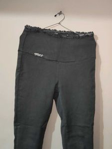 Distressed Hem Denim Jeggings