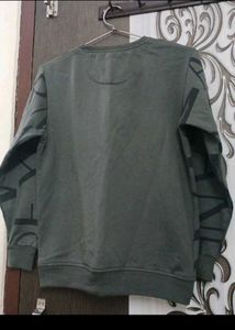 Alan Jones Boys sweatshirt