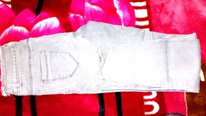 Grey Demin Stretchable Jeans