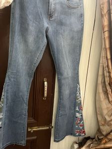 Floral Embroidered Denim Jeans