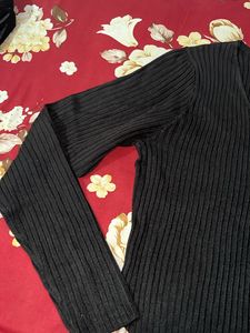 Tokyo Talkie’s Pullover Top