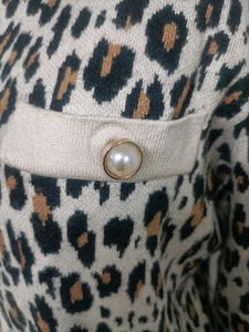 Leopard Print Cardigan ( korean brand )