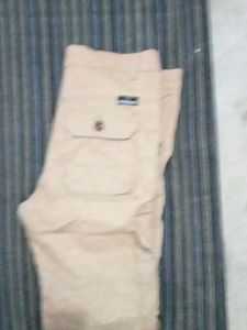 Vohan&#39;s Beige Cargo Shorts