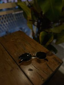 sunglass