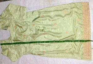 Silky Suith Pathani
