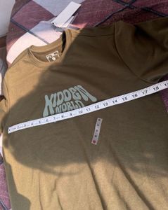 Womens sweatshirt with tag