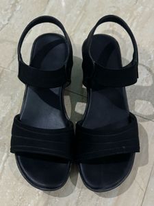 Black Wedges