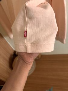 Levis Women Pink Brand