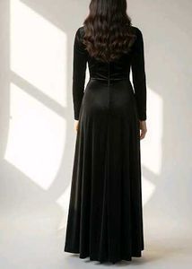 Elegant Black Maxi Dress