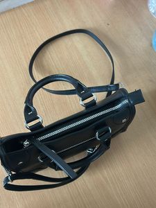 H&amp;m Chic Black Crossbody/Handbag