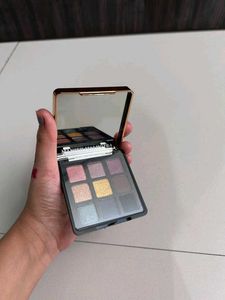 Manish Malhotra Eyeshadow Kit