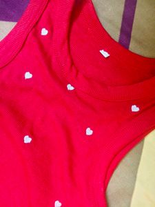 Red Heart Top