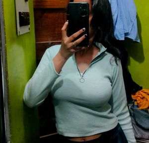 Fitted Top