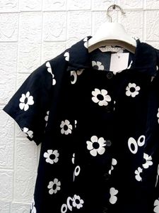 New with tag Pinterest Floral Print Button-Up Shir