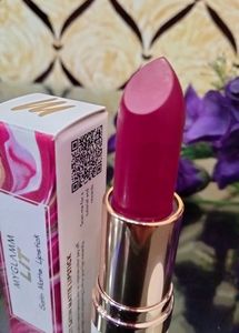 Myglamm Lit Satin Matte Lipstick 💄