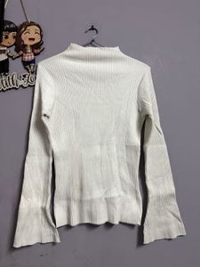 turtle neck bell bottom sleeve highneck