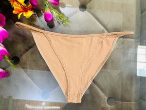 Unisex Wear Thong Seamless Stuff