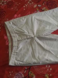 White Crop Pants