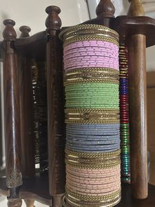 Pretty Bangles for all Traditional Functions