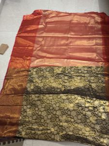 Golden Saree With Blouse