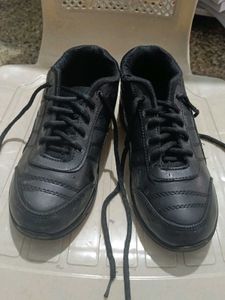 Black brand new shoes!! men women both