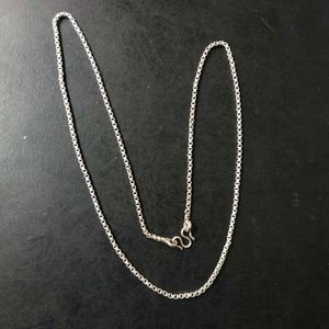 Slightly Used Pure Silver Box Snack Chain ⛓️