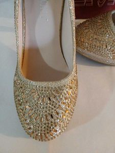 GOLDEN Pearl HEELS