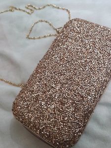 BEAUTIFUL BEADED CLUTCH ✨️🩷