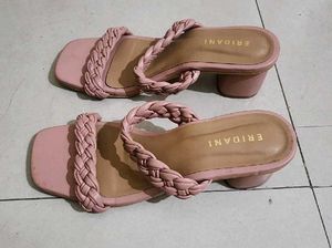 Nude Classics Eridani Block Heels