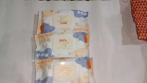 Baby Wipes Buy 1 Get 2free